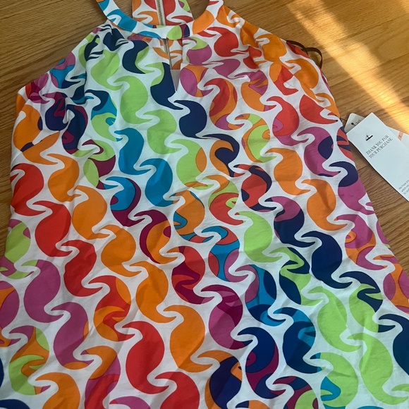 laundry bright colored dress - Picture 3 of 5